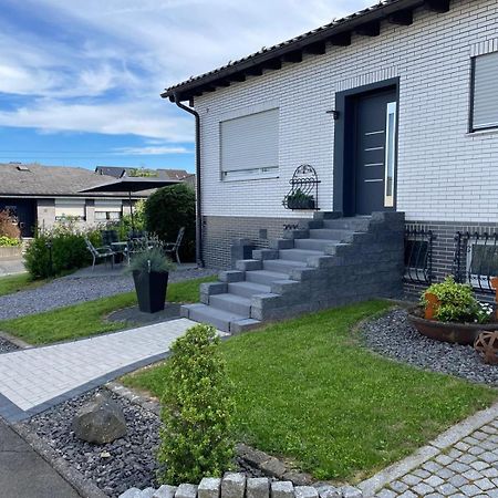 Ferienwohnung Steinstrass Naehe Nuerburgring Kelberg Exterior foto